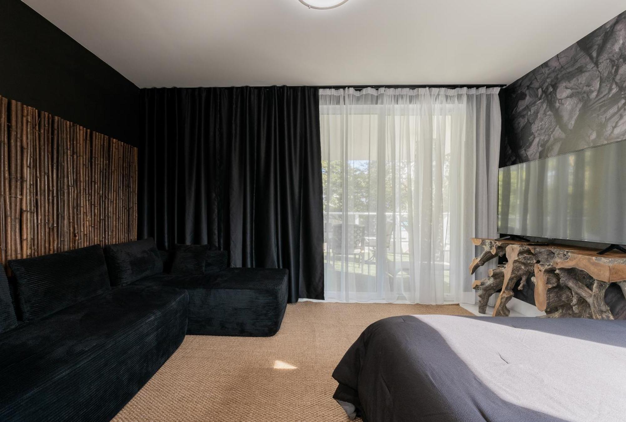 Miami Wood Apart Hotel New 2024 - Private Terrace - Free Garage - Beach 5 Min Χόλιγουντ Εξωτερικό φωτογραφία