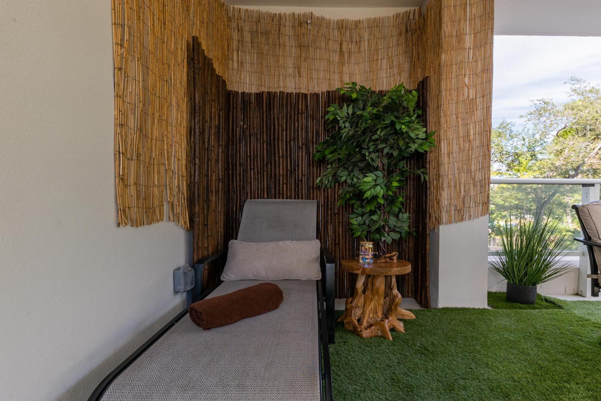 Miami Wood Apart Hotel New 2024 - Private Terrace - Free Garage - Beach 5 Min Χόλιγουντ Εξωτερικό φωτογραφία