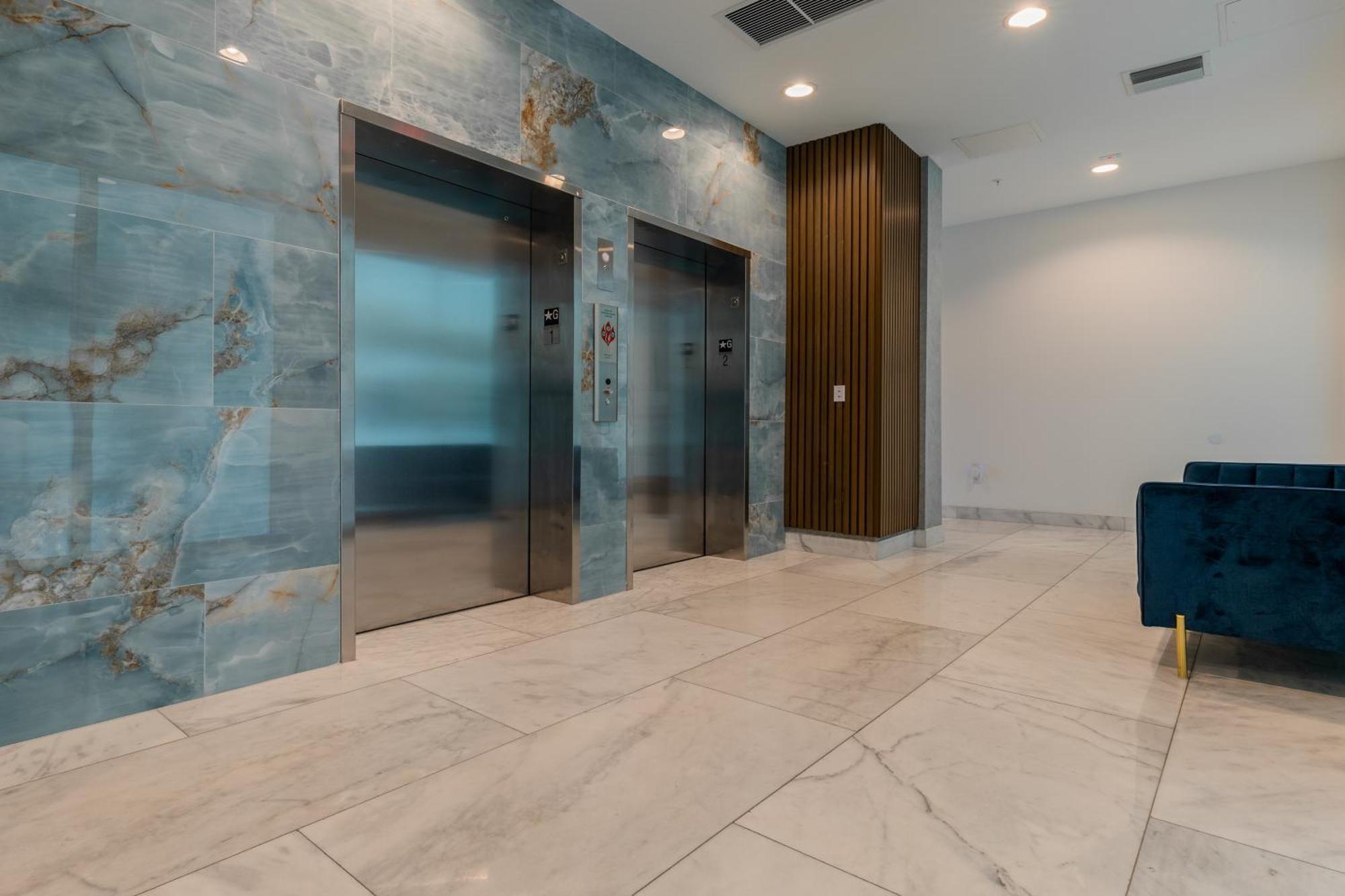 Miami Wood Apart Hotel New 2024 - Private Terrace - Free Garage - Beach 5 Min Χόλιγουντ Εξωτερικό φωτογραφία
